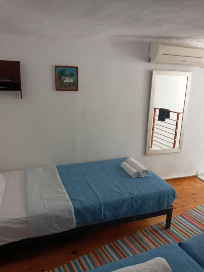 Villa Sissy Agia Paraskevi  Bagian luar foto