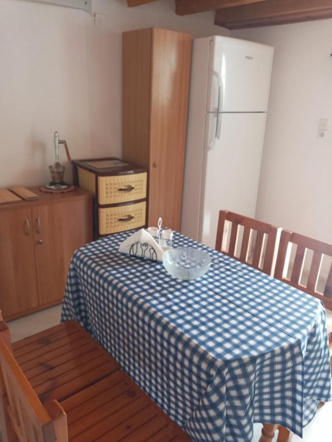 Villa Sissy Agia Paraskevi  Bagian luar foto
